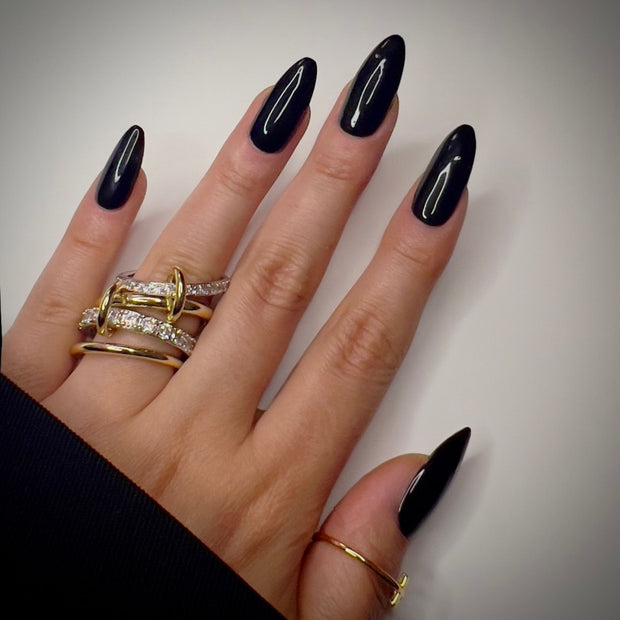 Onyx Noir