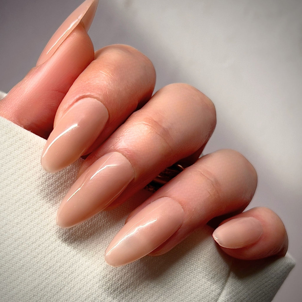 Nude Whisper